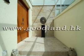 Clear Water Bay Villa For Sale