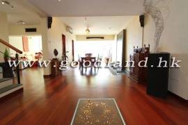 Clear Water Bay Villa For Sale