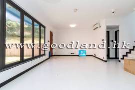 CLEAR WATER BAY Renovated Village House with Lawn Garden and Private Gate For Rent