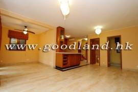 CLEAR WATER BAY Renovated Village House with Sea View and Open Kitchen For Rent