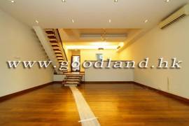 Clear Water Bay Villa For Sale