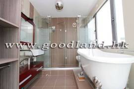 CLEAR WATER BAY Village House with Lawn Garden and Stunning Sea View For Rent