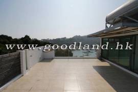 CLEAR WATER BAY Village House with Lawn Garden and Stunning Sea View For Rent