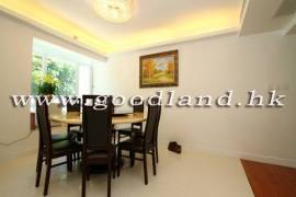 Clear Water Bay Villa For Sale