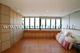 Clear Water Bay Villa For Sale