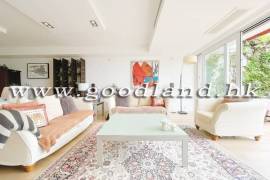 Clear Water Bay Villa For Sale