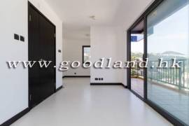 CLEAR WATER BAY Detached Renovated Village House with Lawn Garden and Sea View For Rent