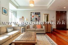 Clear Water Bay Villa For Sale