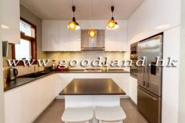Clear Water Bay Villa For Sale