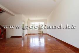 Clear Water Bay Villa For Sale