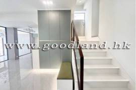 Clear Water Bay Villa For Sale