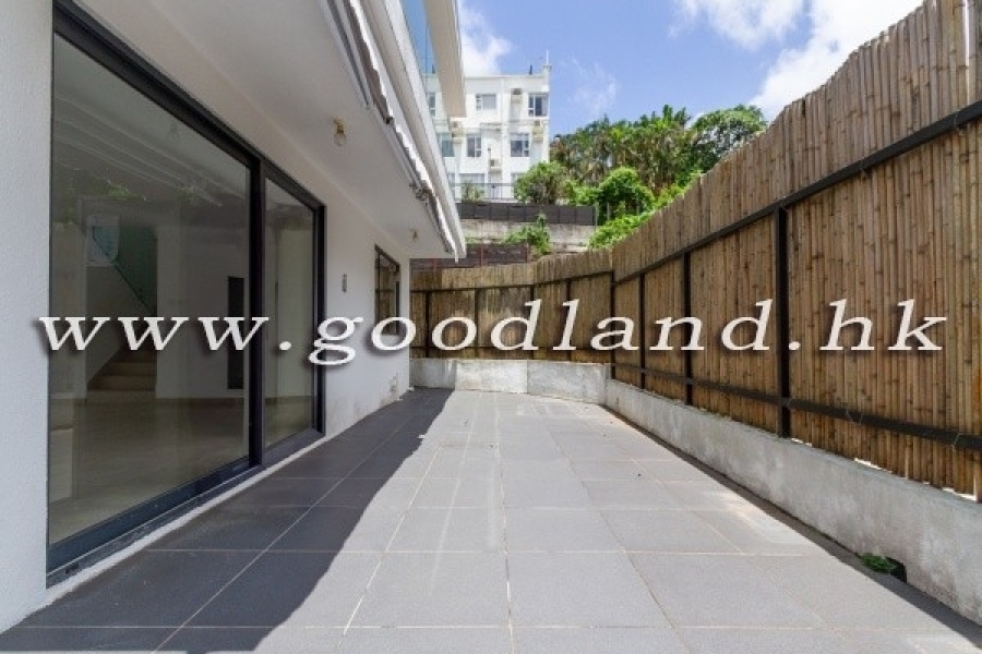 CLEAR WATER BAY Detached Village House with Lovely Garden and Parking Next to House For Rent