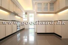 Clear Water Bay Villa For Sale