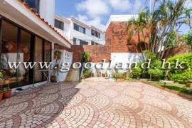 Clear Water Bay Villa For Sale