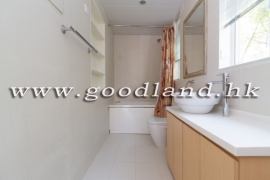CLEAR WATER BAY Spacious Family Village House For Sale