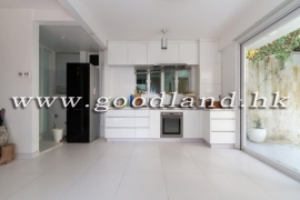 CLEAR WATER BAY Spacious Family Village House For Sale