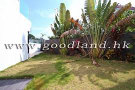 Clear Water Bay Villa For Sale