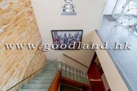 Clear Water Bay Villa For Sale
