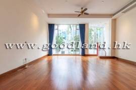 Clear Water Bay Villa For Sale