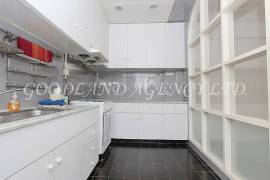 Clear Water Bay Villa For Sale