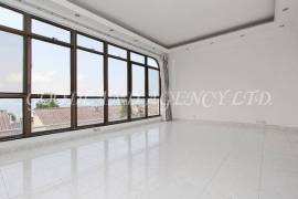 Clear Water Bay Villa For Sale