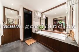 Clear Water Bay Villa For Sale