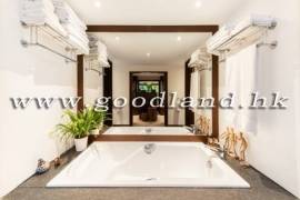 Clear Water Bay Villa For Sale