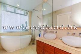 Clear Water Bay Villa For Sale