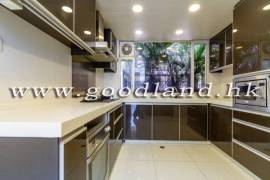 Clear Water Bay Villa For Sale