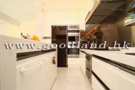 Clear Water Bay Villa For Sale