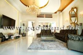 Clear Water Bay Villa For Sale