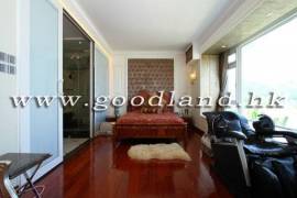 Clear Water Bay Villa For Sale
