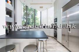 Clear Water Bay Villa For Sale
