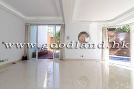 Clear Water Bay Villa For Sale