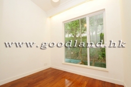 Clear Water Bay Family Villa With Garage For Sale
