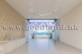 Clear Water Bay Villa For Sale