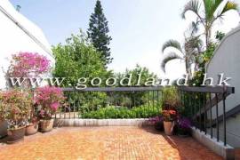Clear Water Bay Villa For Sale