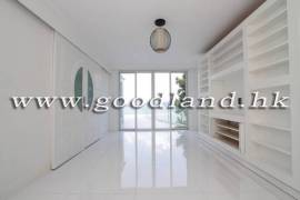 Clear Water Bay Villa For Sale