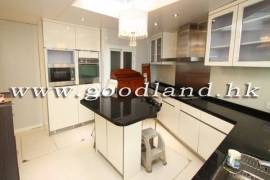 Clear Water Bay Villa For Sale