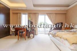 Clear Water Bay Villa For Sale
