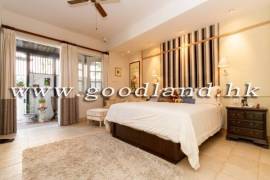 Clear Water Bay Villa For Sale