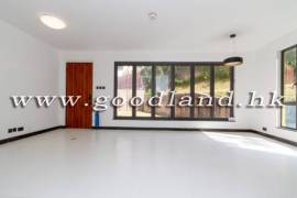CLEAR WATER BAY Renovated Village House with Lawn Garden and Private Gate For Rent