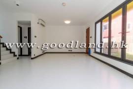 CLEAR WATER BAY Renovated Village House with Lawn Garden and Private Gate For Rent