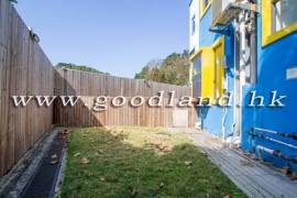 CLEAR WATER BAY Renovated Village House with Lawn Garden and Private Gate For Rent