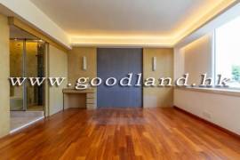 Clear Water Bay Villa For Sale