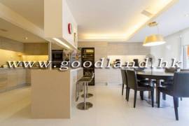 Clear Water Bay Villa For Sale