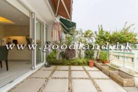 Clear Water Bay Villa For Sale