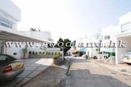 Clear Water Bay Villa For Sale