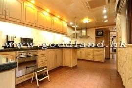 Clear Water Bay Villa For Sale