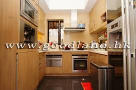 Clear Water Bay Villa For Sale